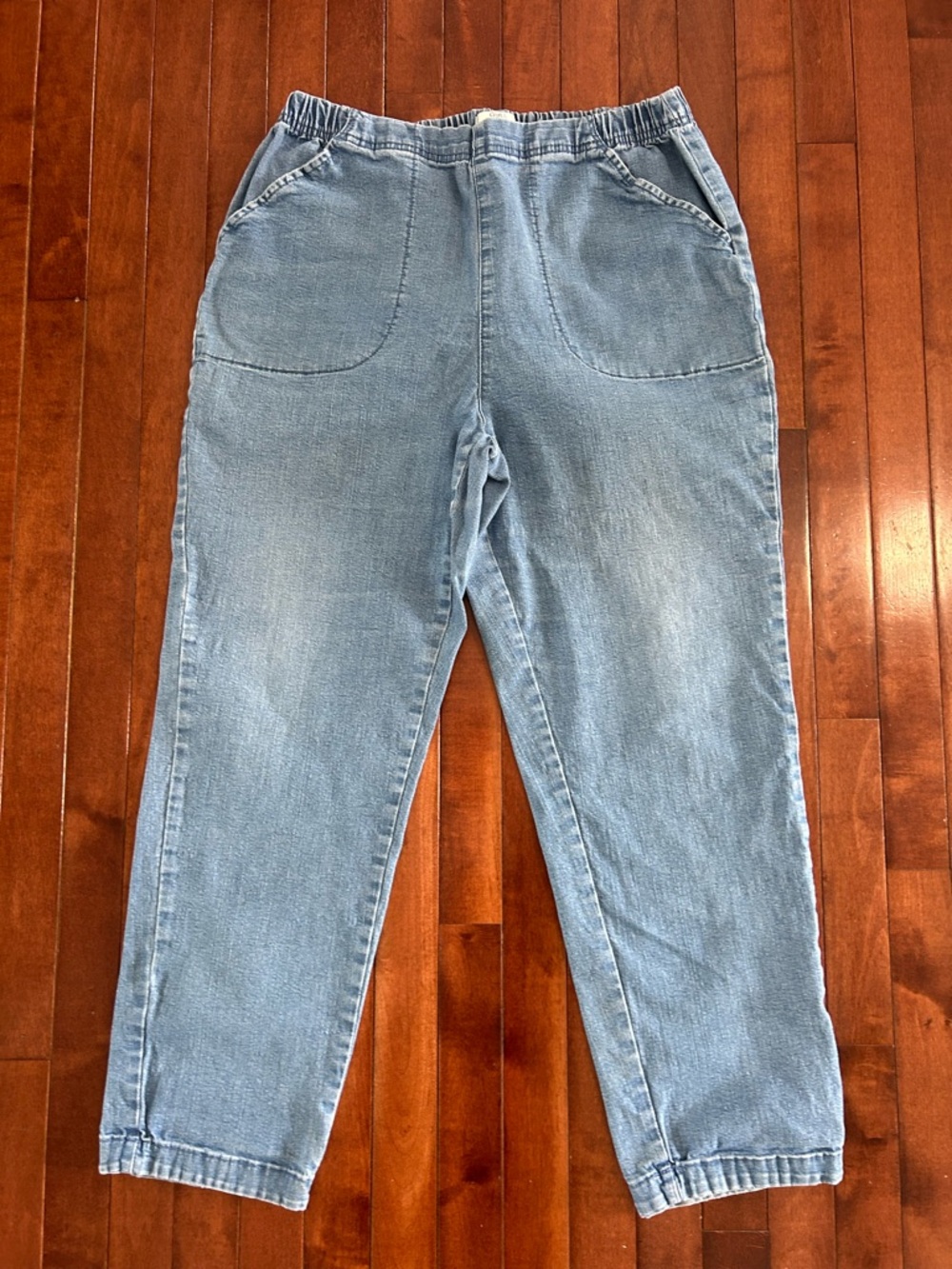 Croft & Barrow Women's Light Blue Denim Jeans — Relaxed Elastic Waist Size 1X